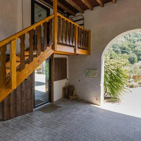 L'arveysan Holiday home *